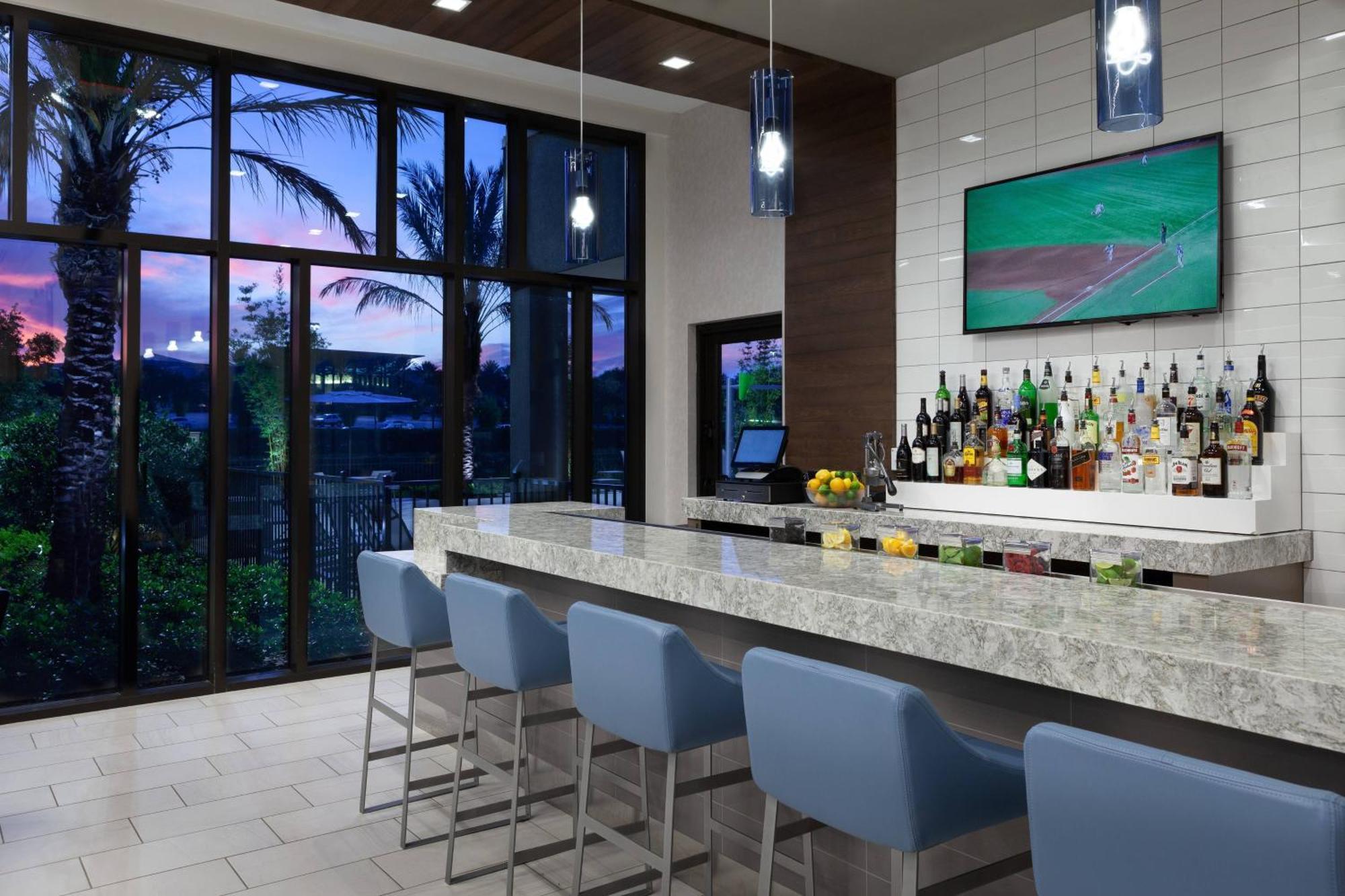 Springhill Suites By Marriott Orlando At Millenia Exterior foto